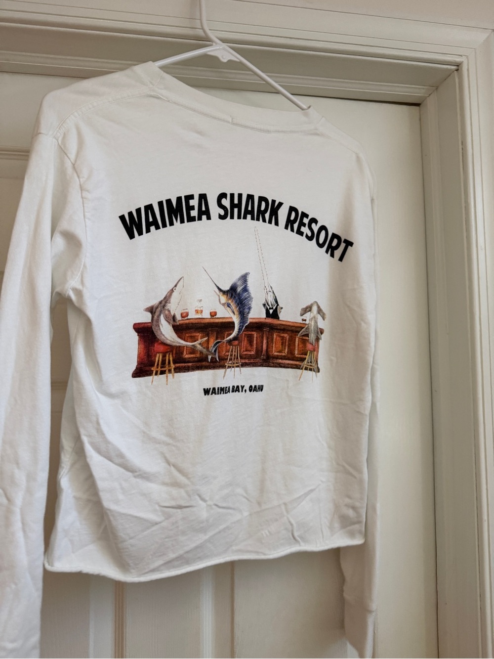 Waimea Shark Resort White Graphic Long-Sleeve Tee- one size